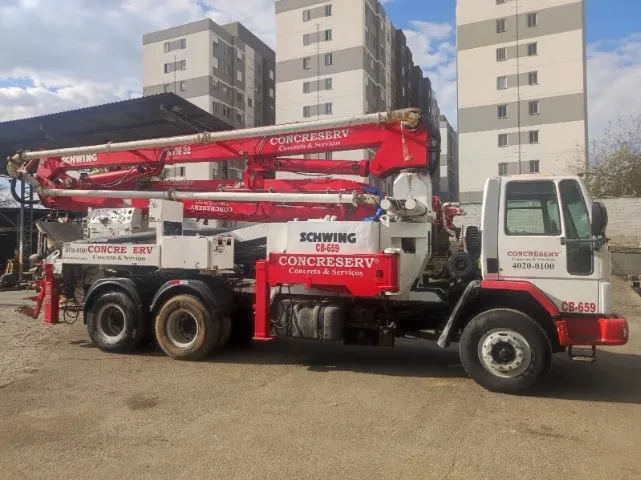 Bomba Lança Schwing KVM 32XL / 2011 - Caminhão Ford 2932E / 2008